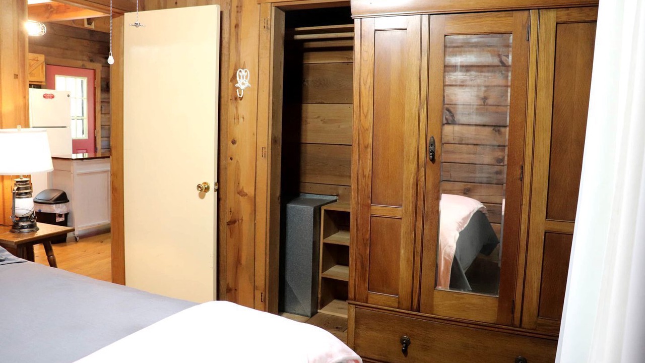 Photo of Bedroom in Pleasant Grove