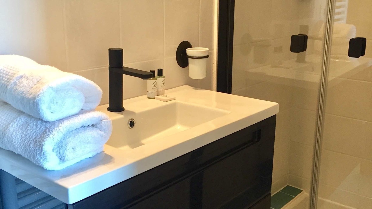 Photo of Bathroom in Talloires-Montmin