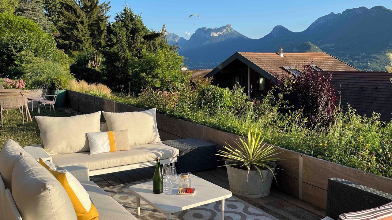 Photo of Patio Balcony in Talloires-Montmin