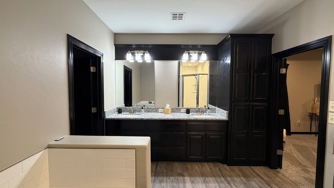Photo of Bathroom in Elgin