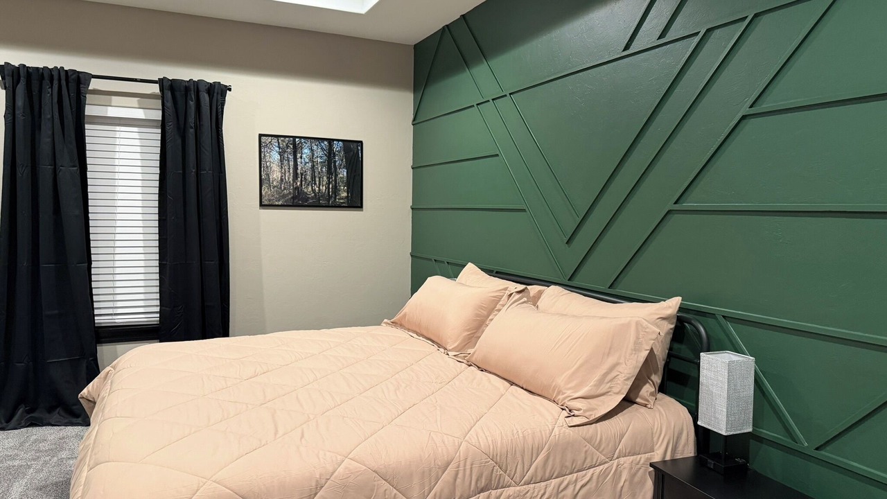 Photo of Bedroom in Elgin