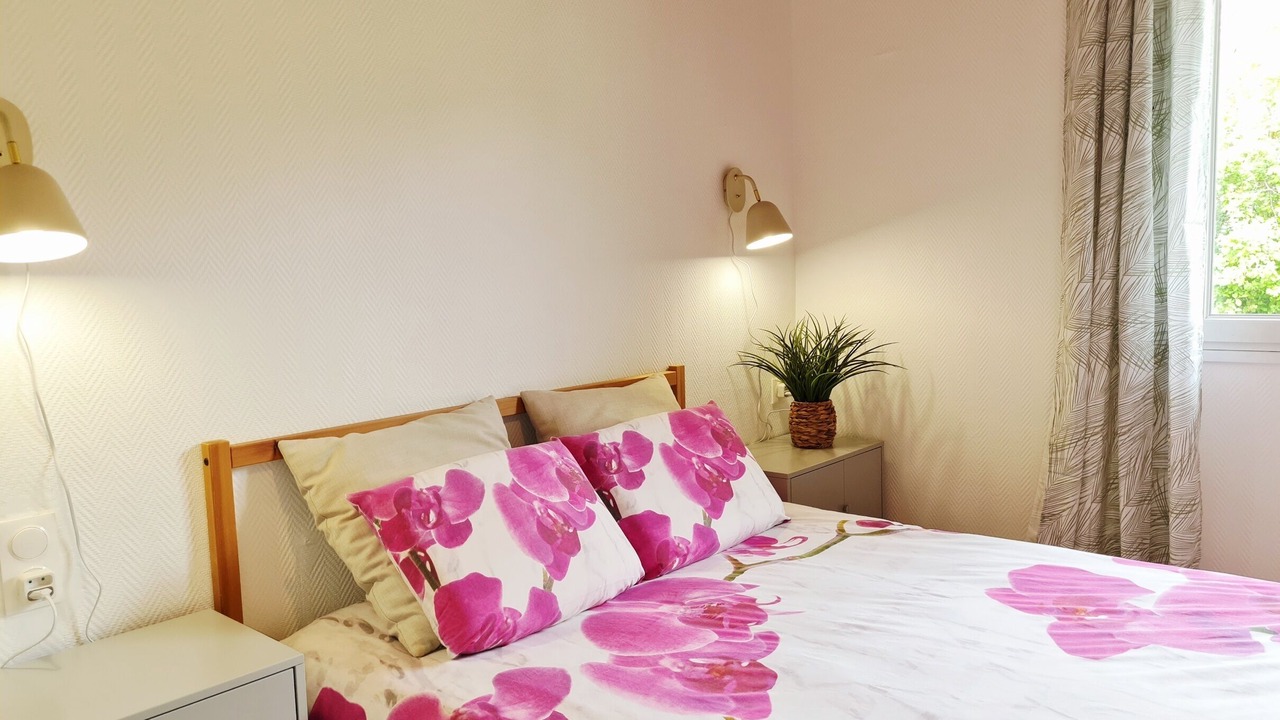 Photo of Bedroom in Banon