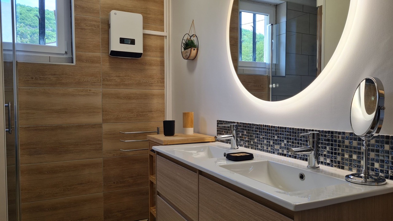 Photo of Bathroom in Banon