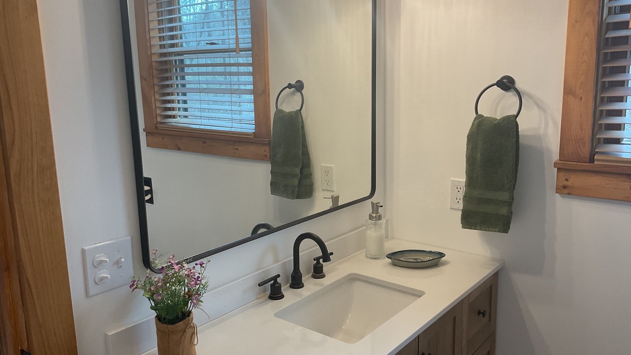 Photo of Bathroom in Cooperstown - Otsego Lake