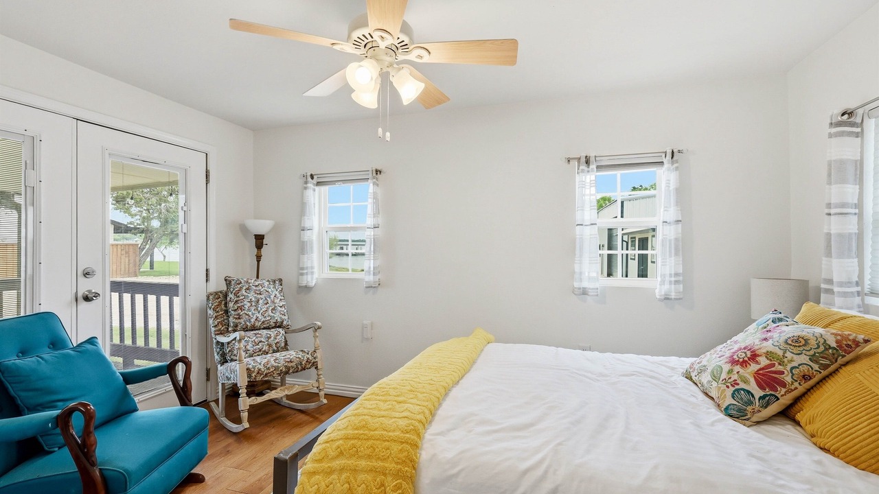 Photo of Bedroom in Graford