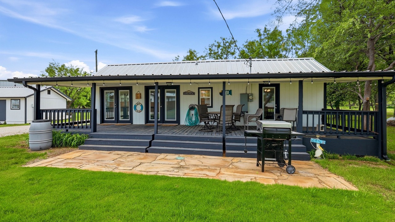 Photo of Outdoor in Graford