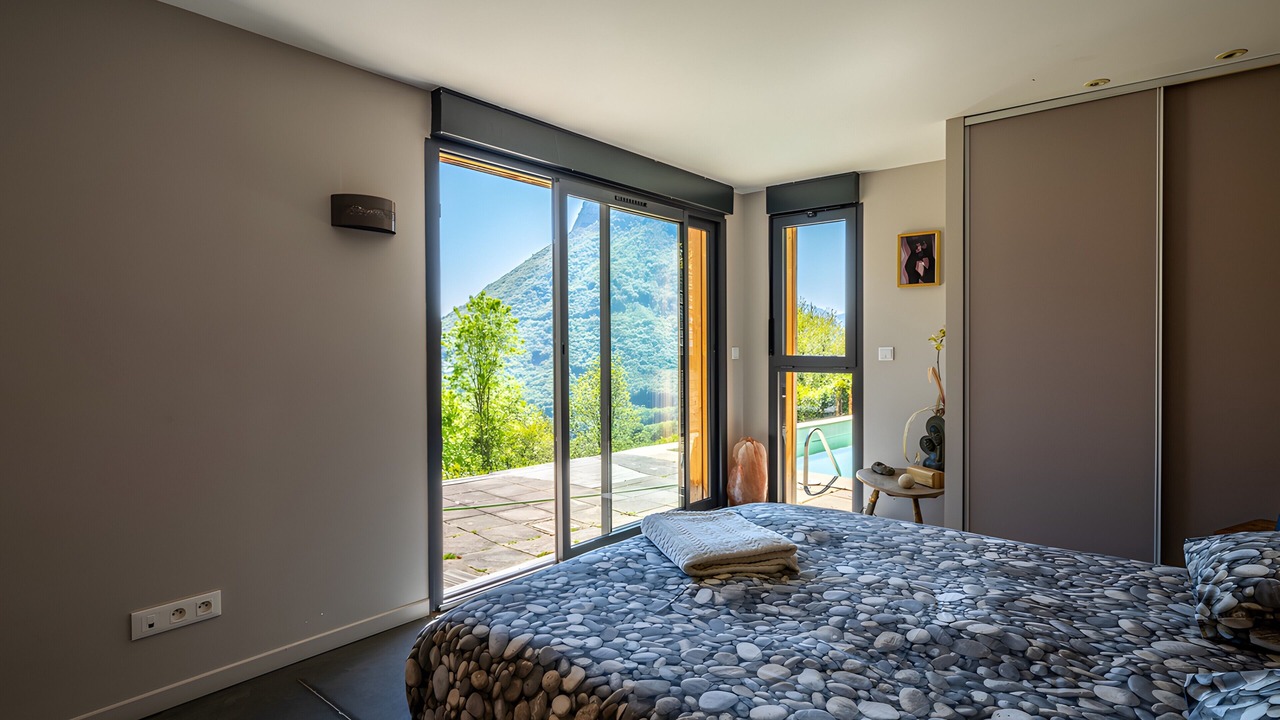 Photo of Bedroom in Quaix-en-Chartreuse