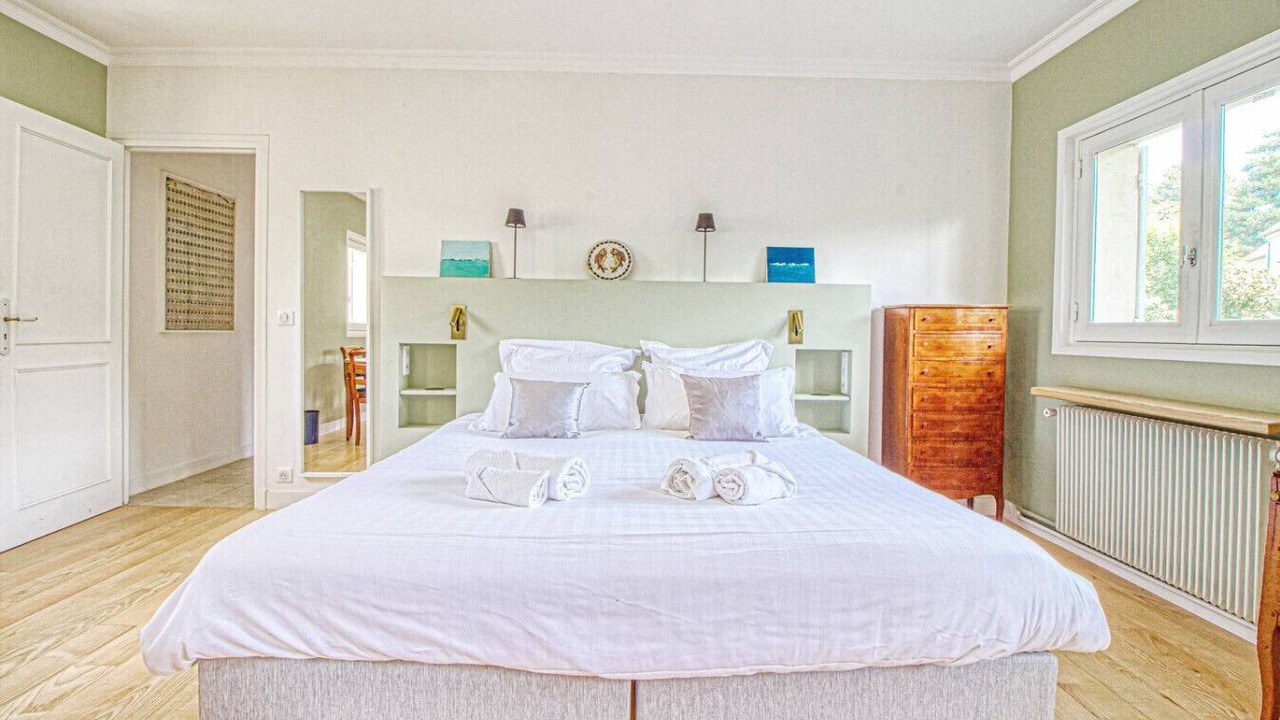 Photo of Bedroom in Clagny Glatigny