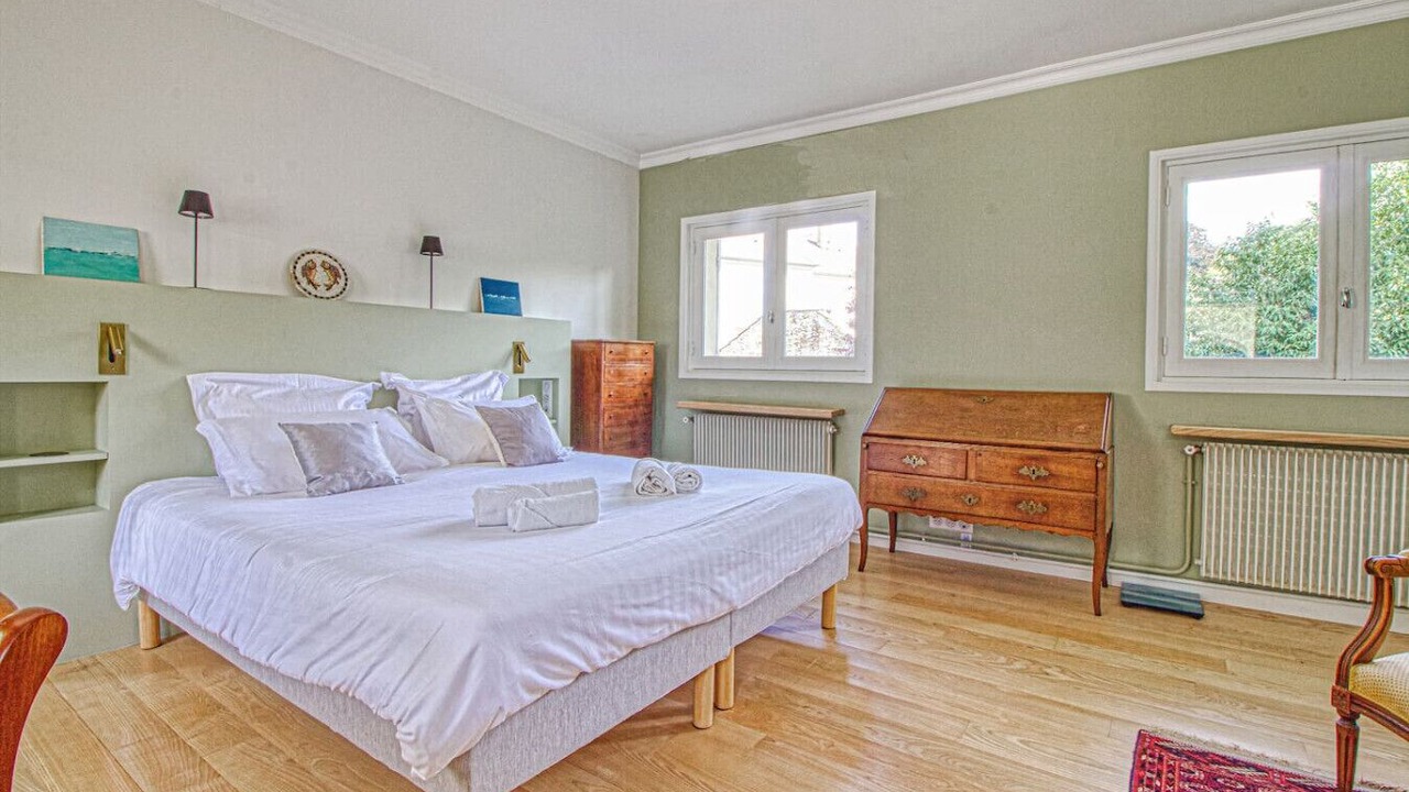 Photo of Bedroom in Clagny Glatigny