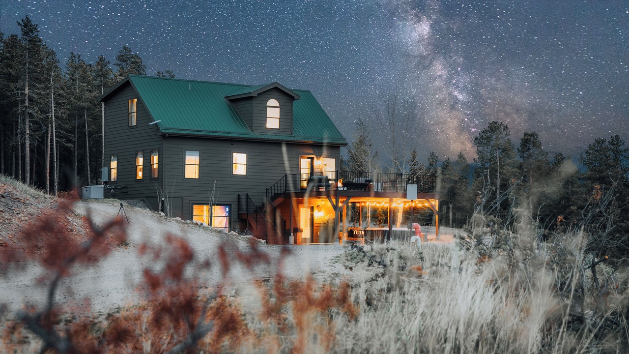 Photo of Outdoor in Black Hawk