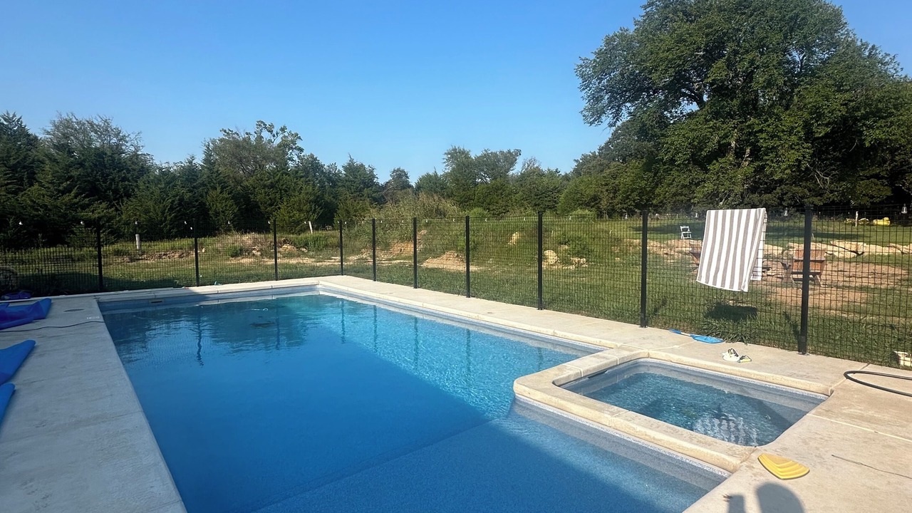 Photo of Outdoor in Earlsboro