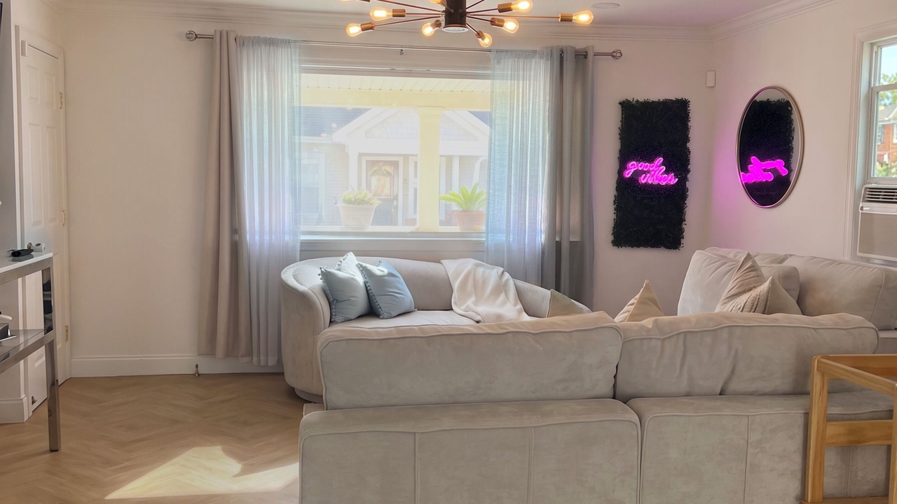 Photo of Livingroom in Wallington