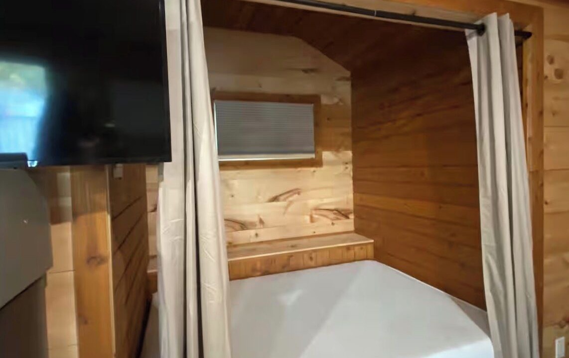 Photo of Bedroom in Severn