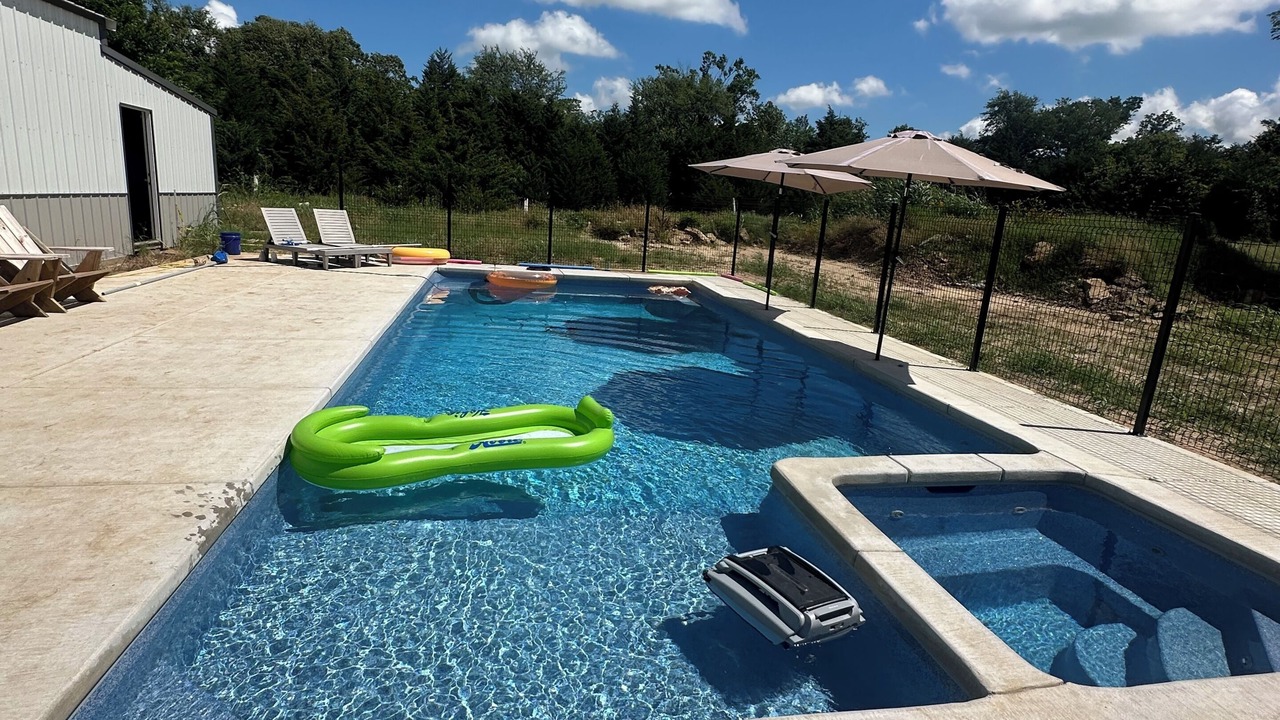 Photo of Outdoor in Earlsboro