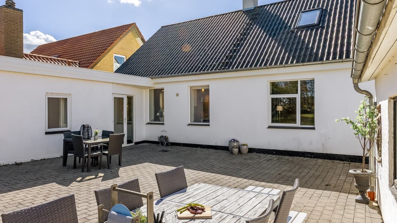 Photo of Others in Lokken