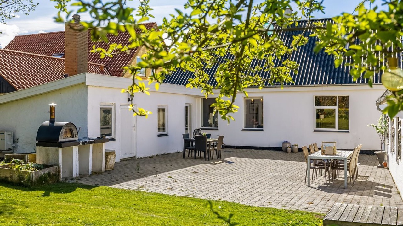 Photo of Others in Lokken