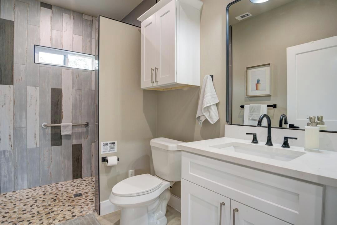 Photo of Bathroom in Bulverde