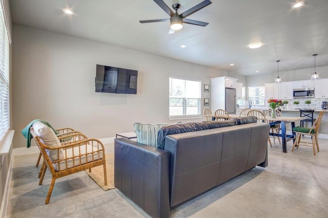 Photo of Livingroom in Bulverde