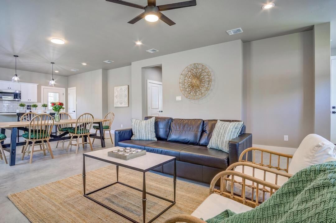 Photo of Livingroom in Bulverde