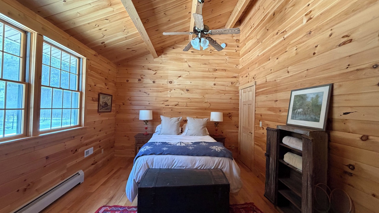 Photo of Bedroom in Middleburgh