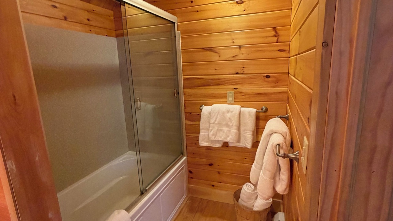 Photo of Bathroom in Middleburgh