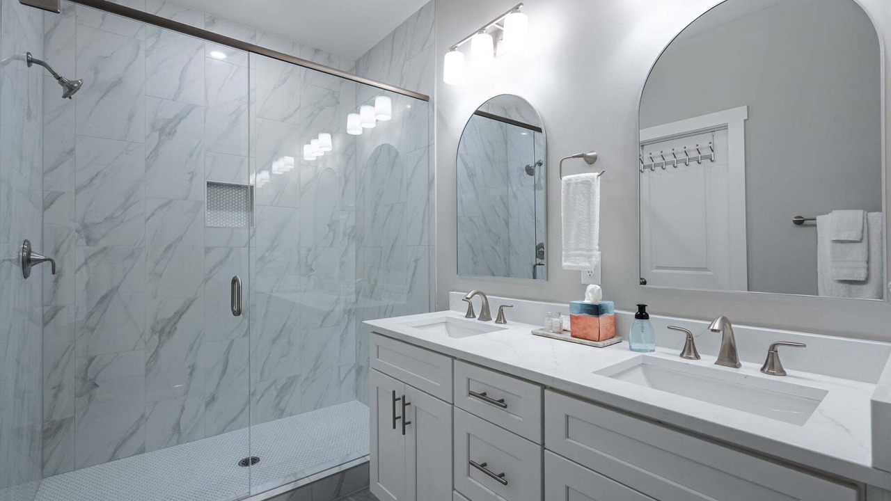 Photo of Bathroom in Emerson