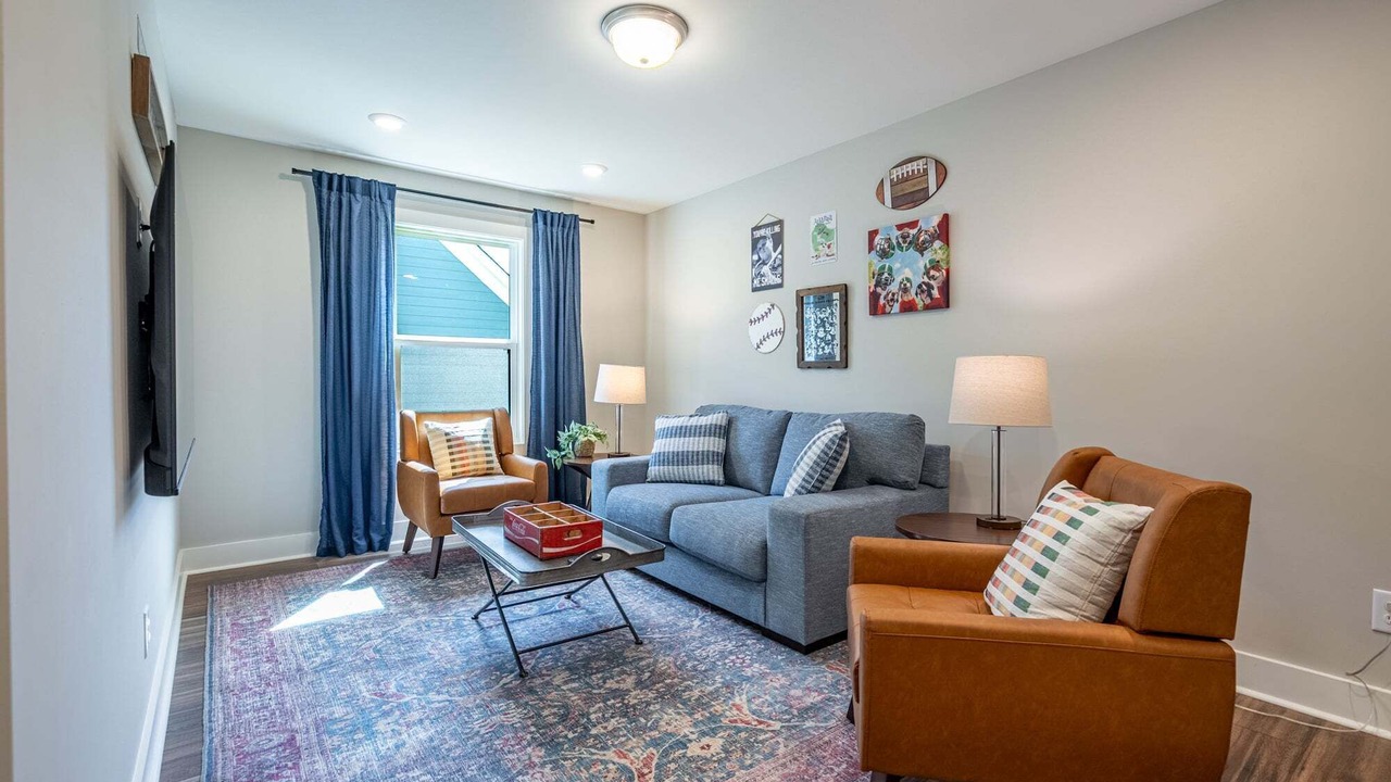 Photo of Livingroom in Emerson