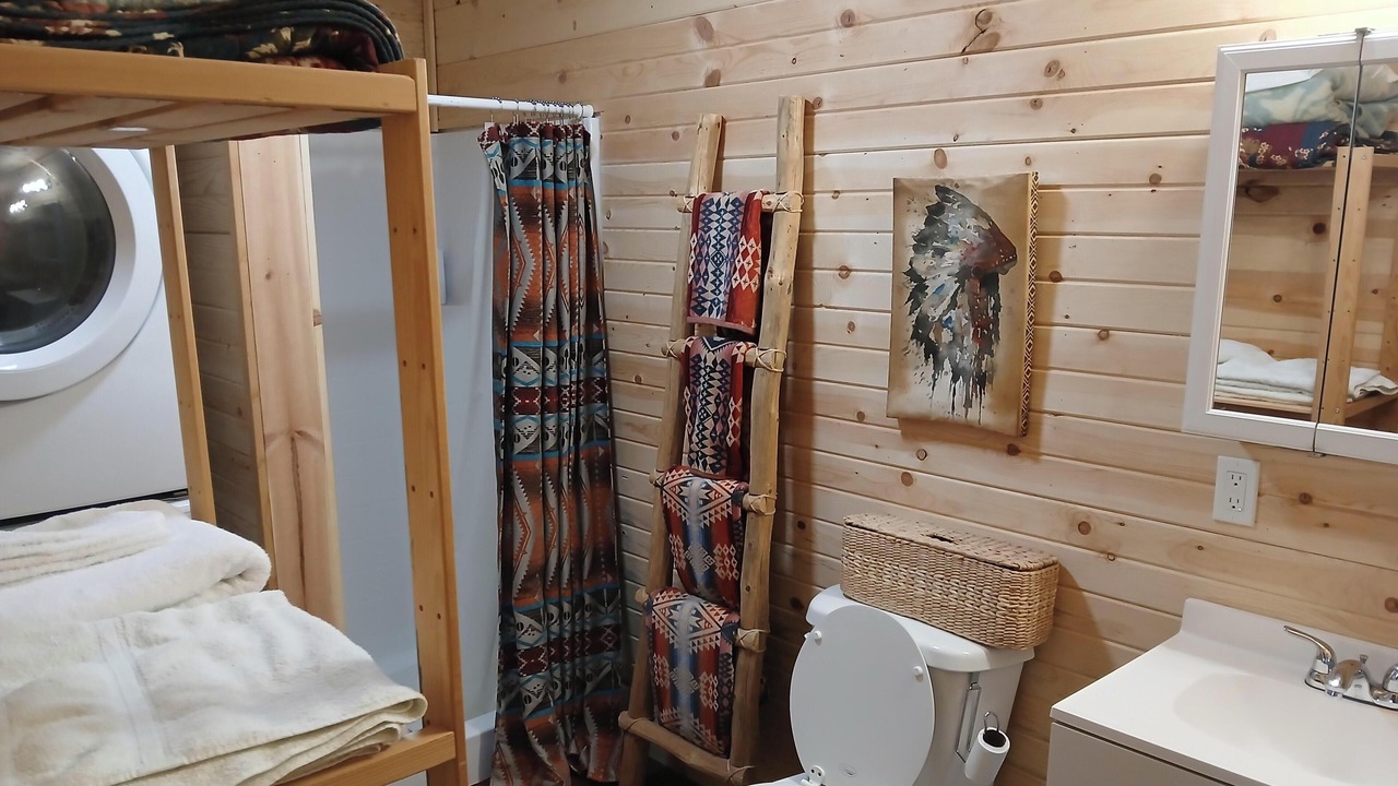Photo of Bathroom in Corn