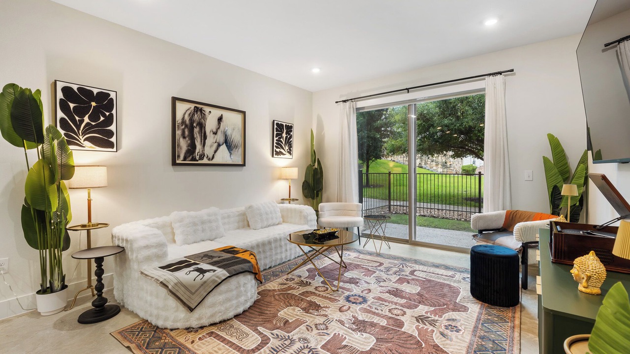 Photo of Livingroom in Austin