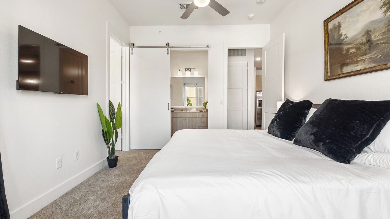 Photo of Bedroom in West Oak Hill