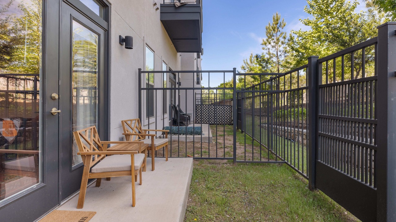 Photo of Patio Balcony in West Oak Hill