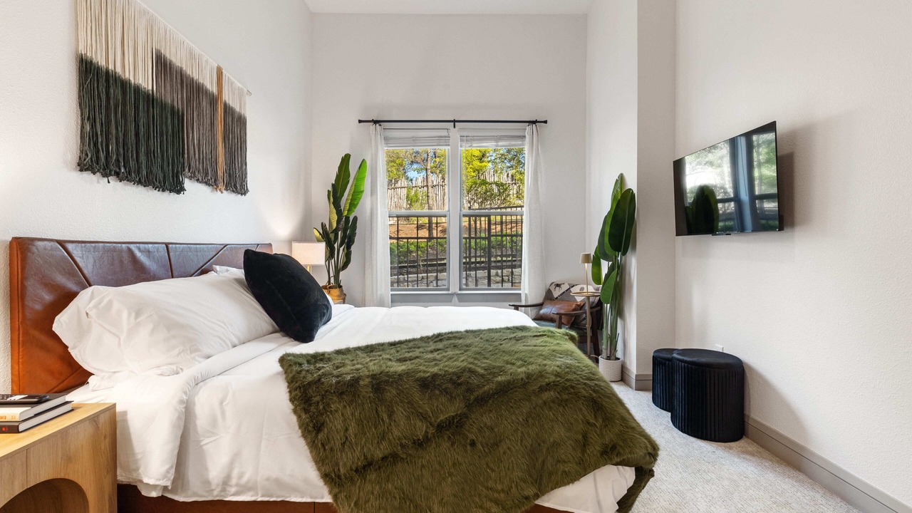 Photo of Bedroom in West Oak Hill