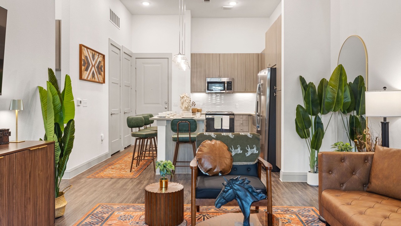Photo of Livingroom in West Oak Hill