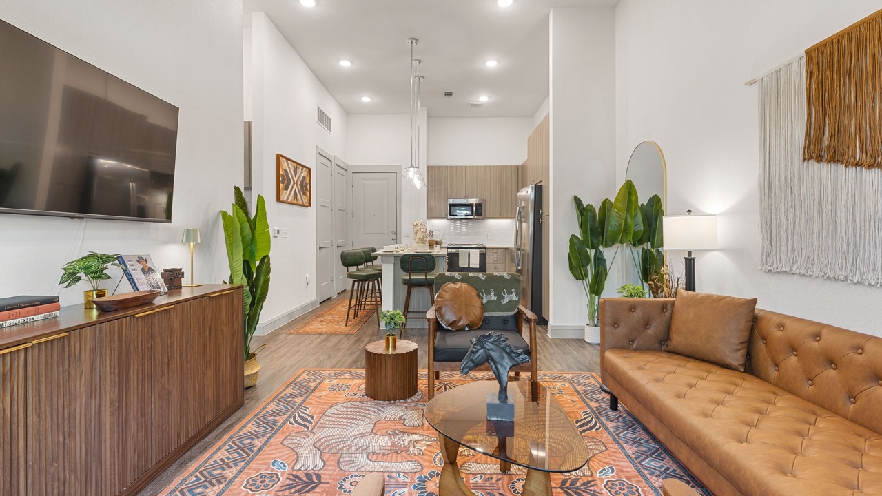 Photo of Livingroom in West Oak Hill