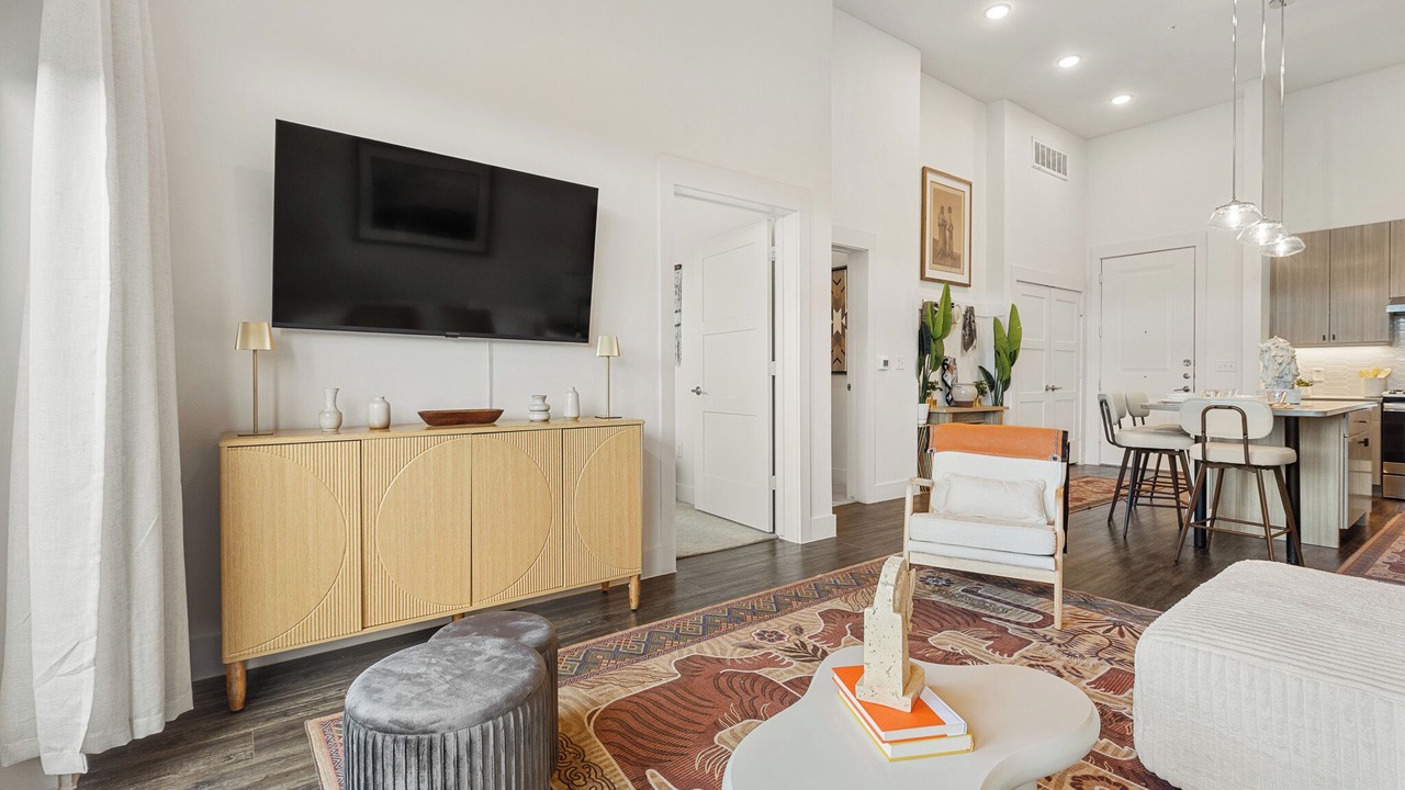 Photo of Livingroom in West Oak Hill