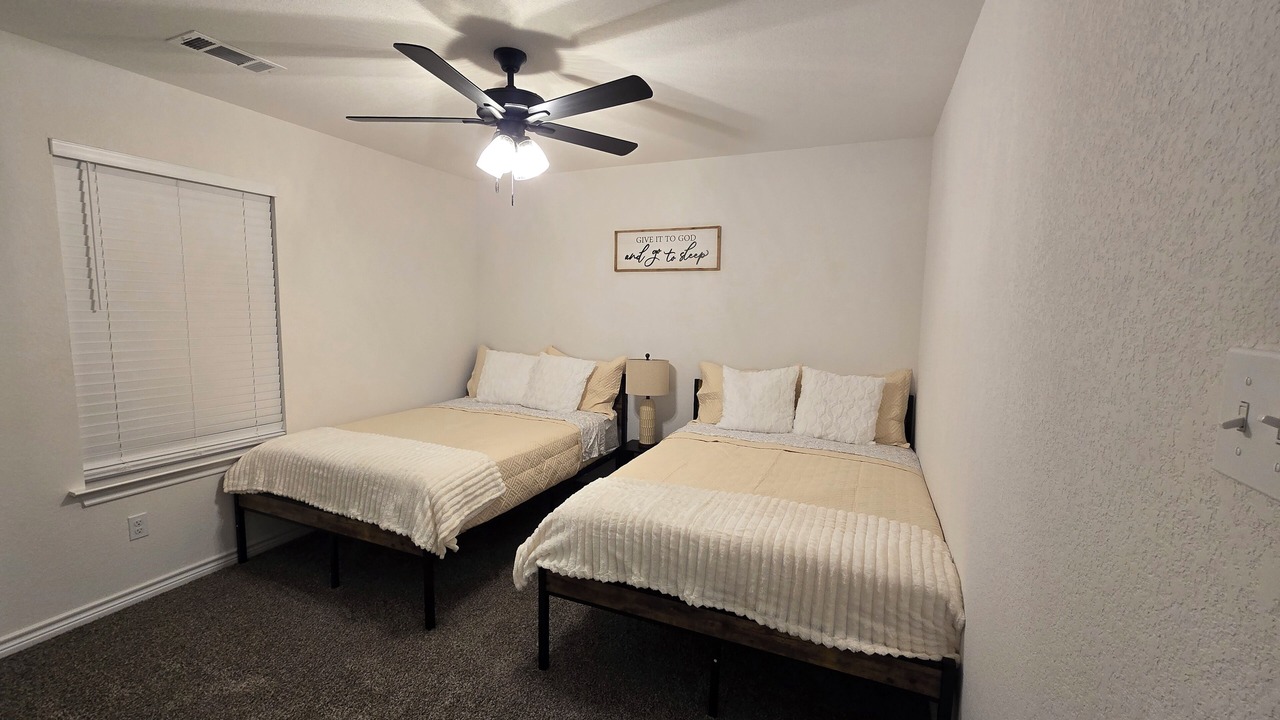 Photo of Bedroom in Poolville