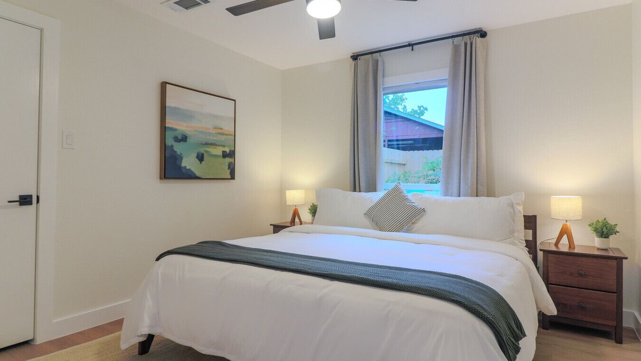 Photo of Bedroom in Manchaca