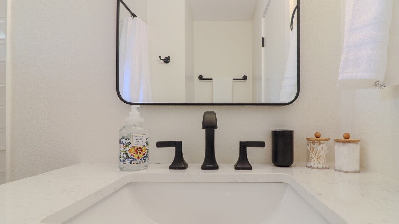 Photo of Bathroom in Manchaca