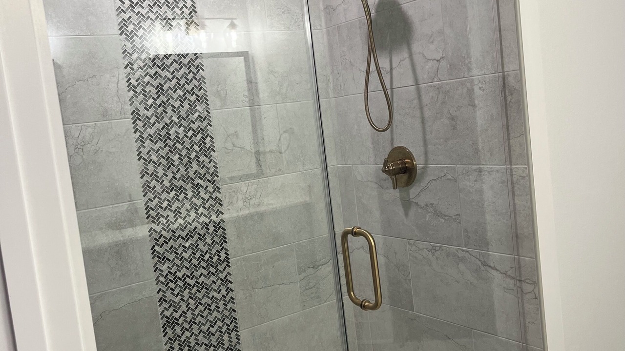 Photo of Bathroom in Barling