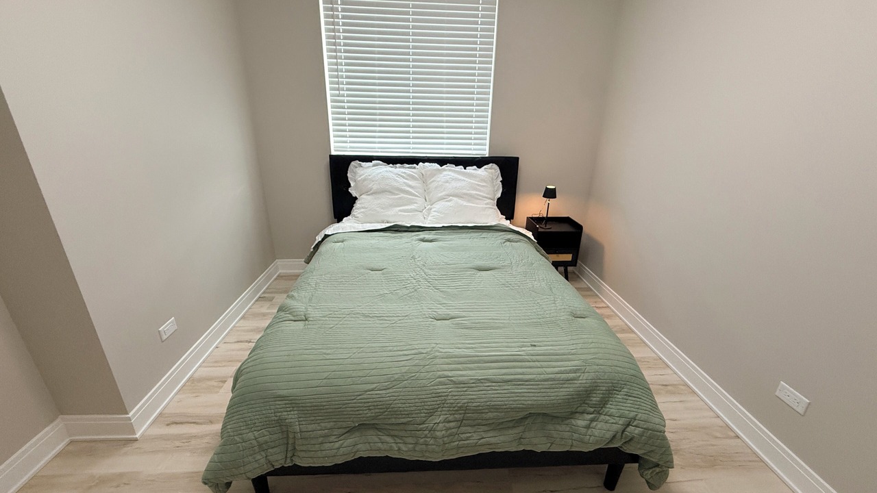 Photo of Bedroom in Bronzeville