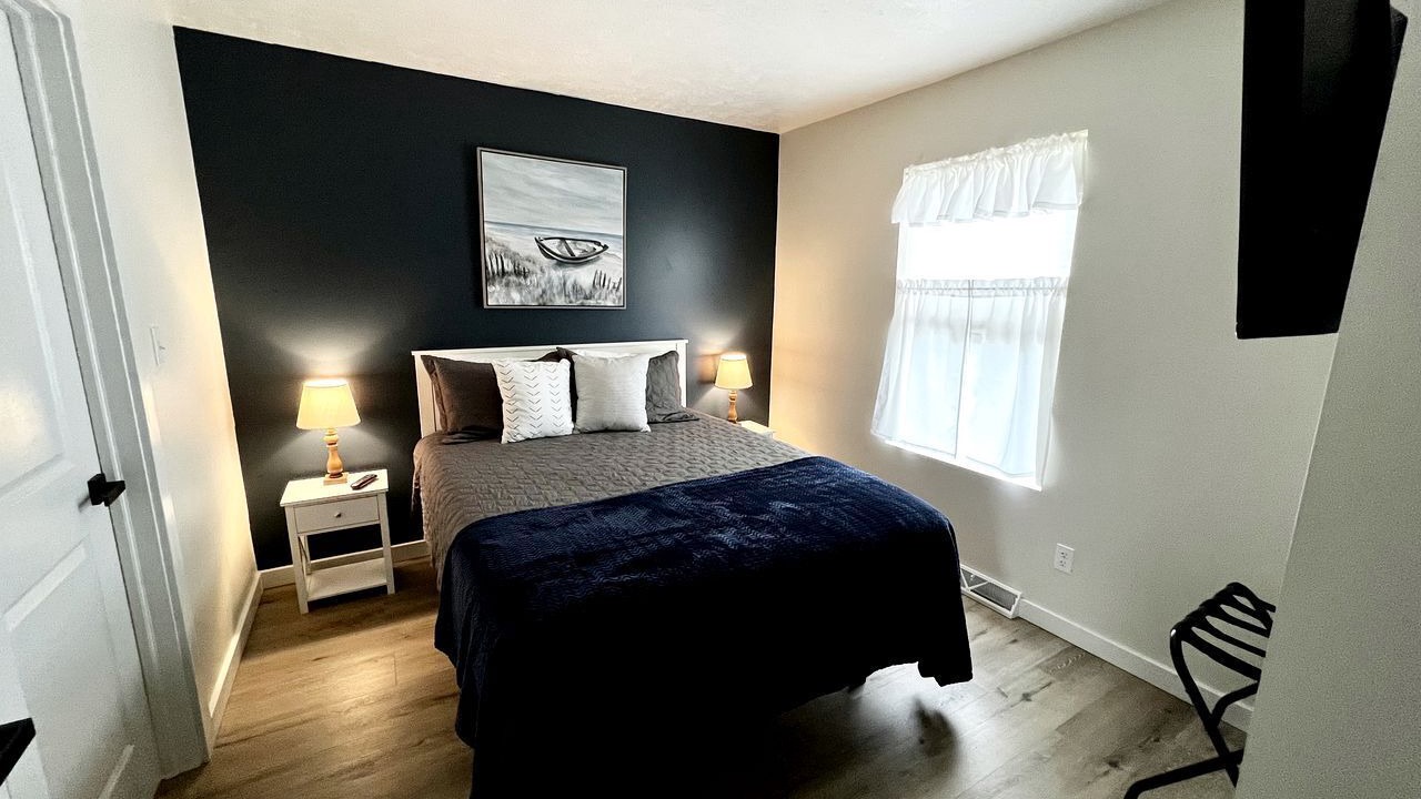 Photo of Bedroom in Huey