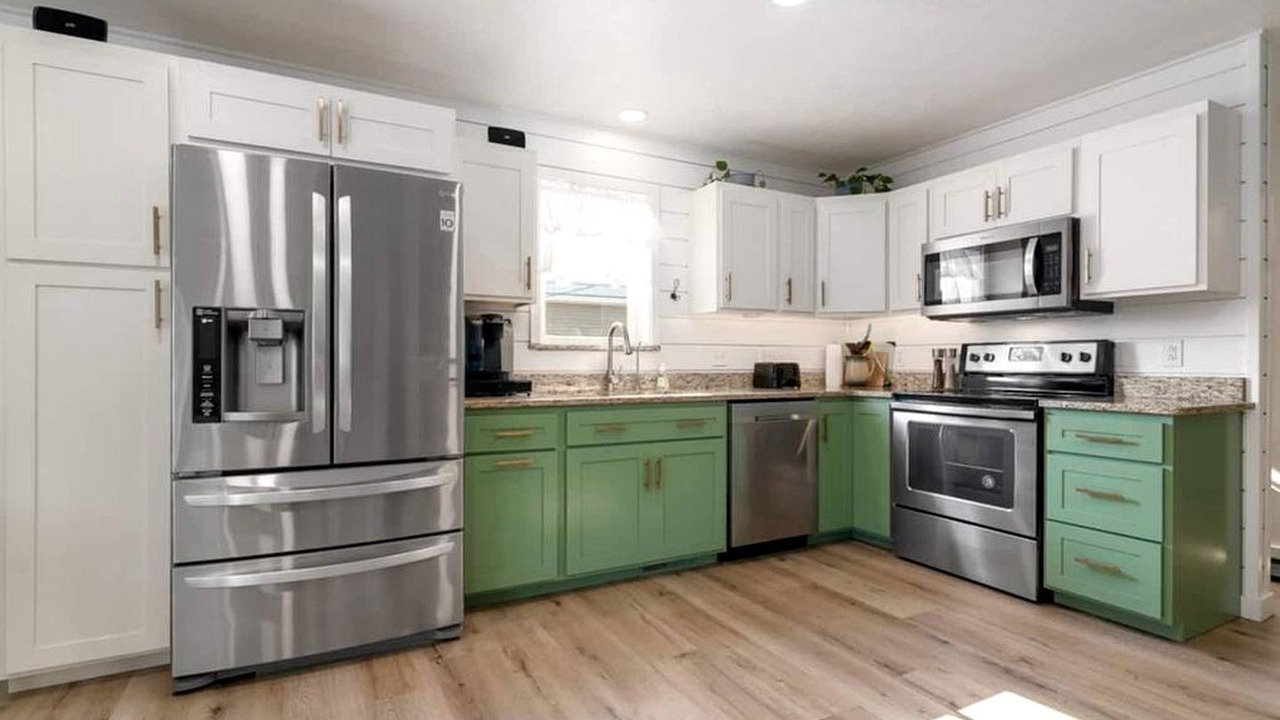 Photo of Kitchen in Huey