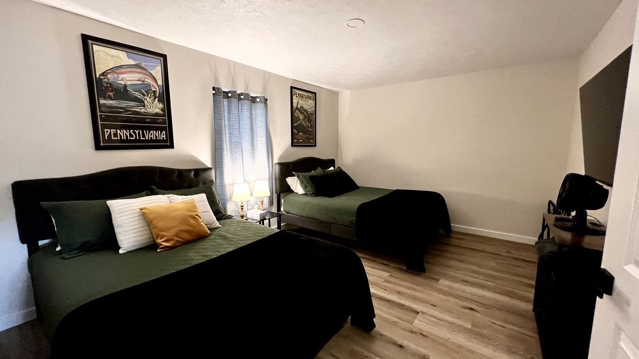 Photo of Bedroom in Huey