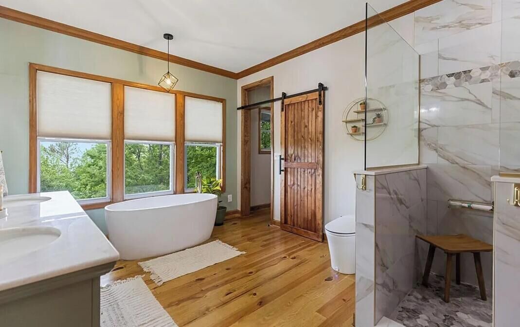Photo of Bathroom in Cliff Ridge Colony