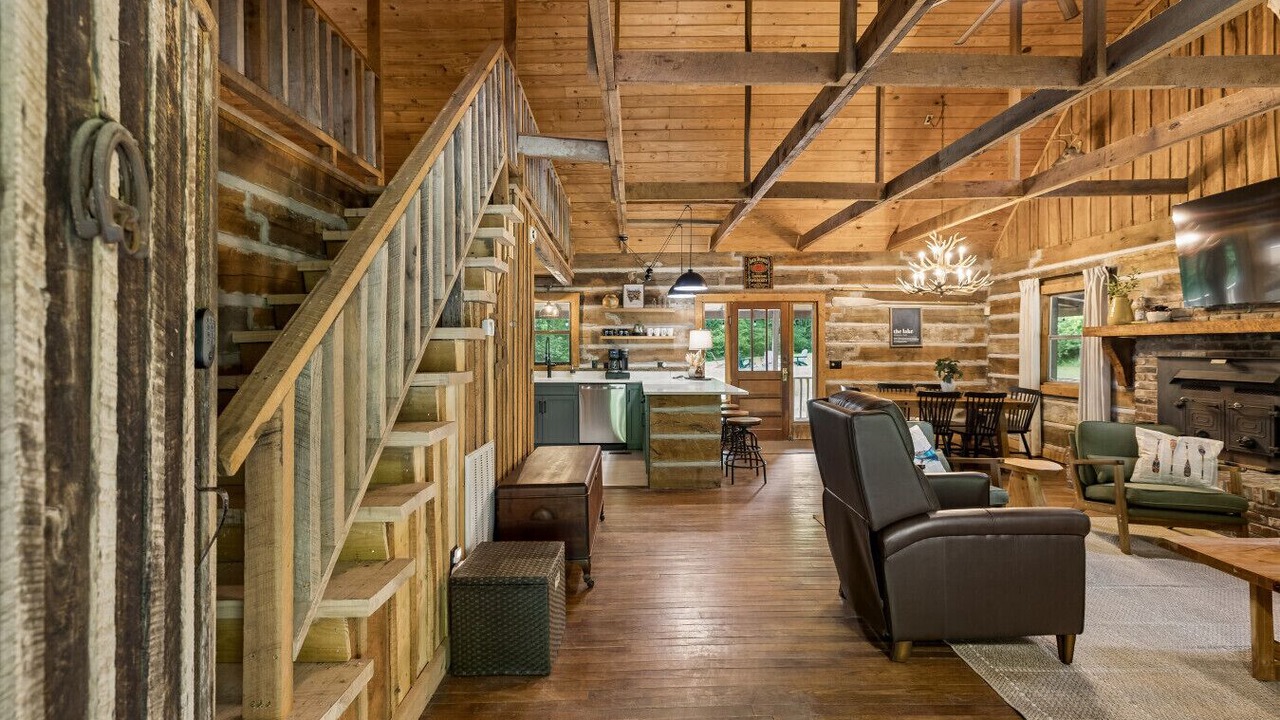 Photo of Livingroom in Lynchburg