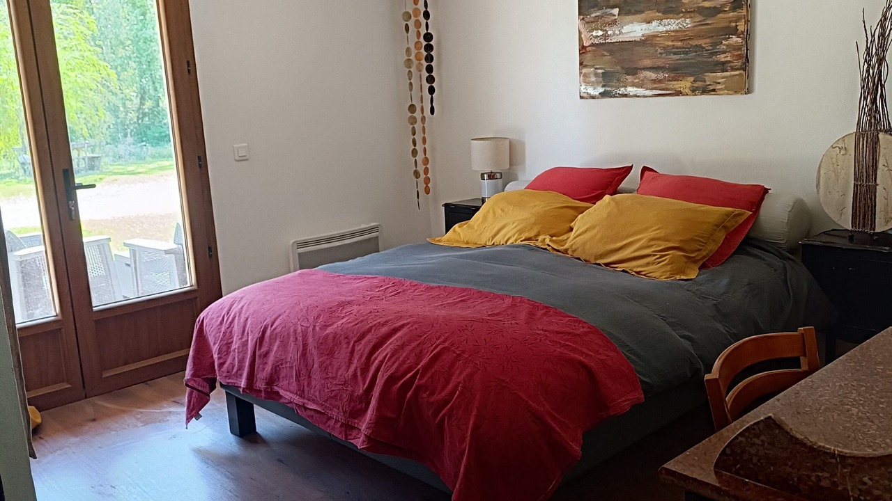 Photo of Bedroom in Saint-Vincent-de-Tyrosse
