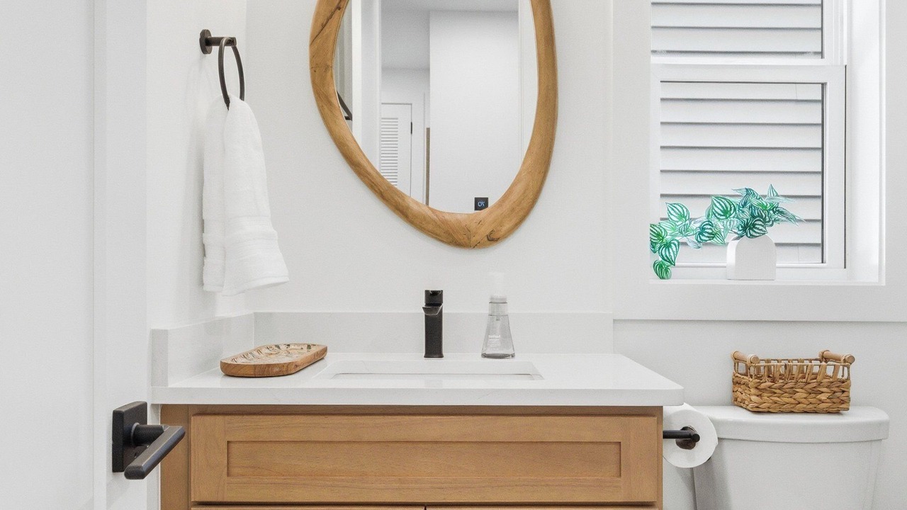 Photo of Bathroom in River District