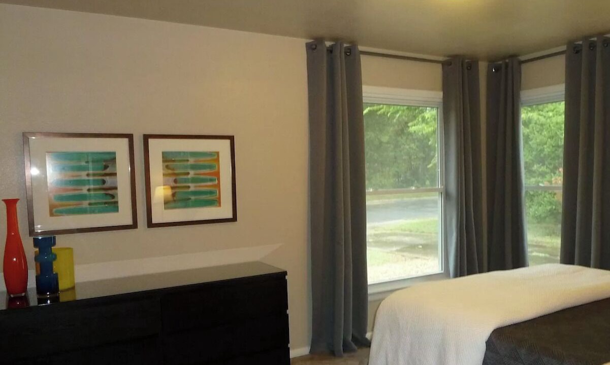 Photo of Bedroom in University Hills and Windsor Park