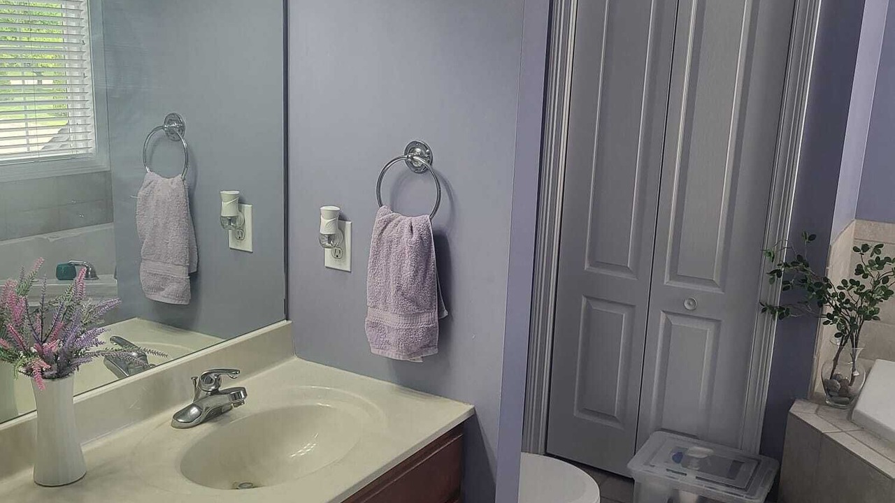 Photo of Bathroom in Orange Prairie