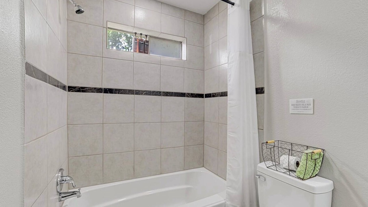 Photo of Bathroom in Spring